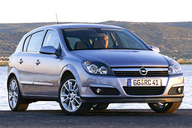 Vertrek Zuidoost Radioactief Opel Astra 1.6 Enjoy H (2004) — Parts & Specs